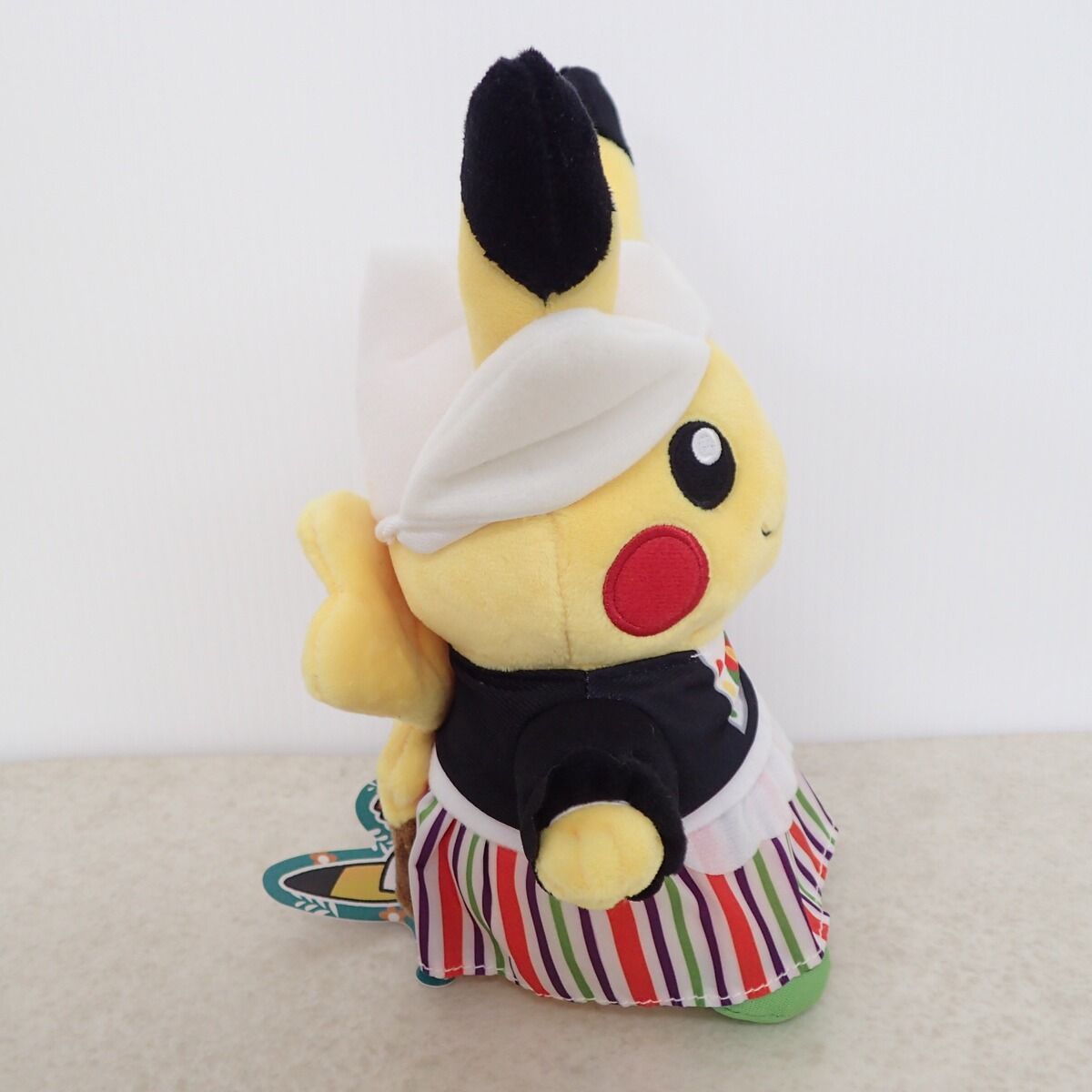 ポケモンセンター　ワールドピカチュウ　オランダ　ぬいぐるみ ポケモンセンター ぬいぐるみ オランダのピカチュウ 紙タグ付き