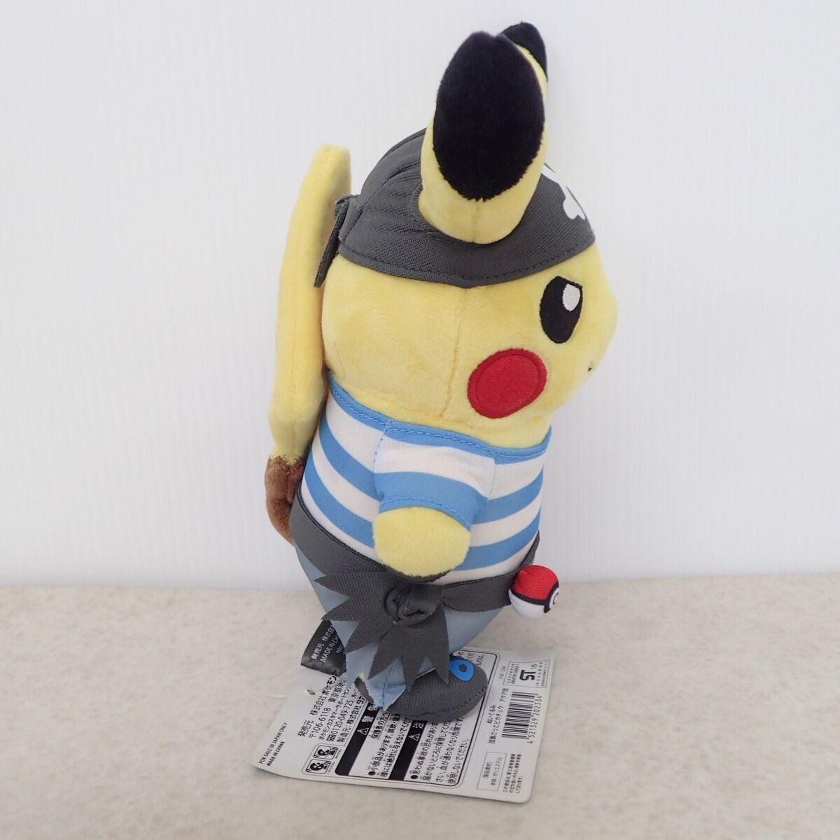 ポケモンセンター ぬいぐるみ 団員ごっこピカチュウ アクア団 紙タグ