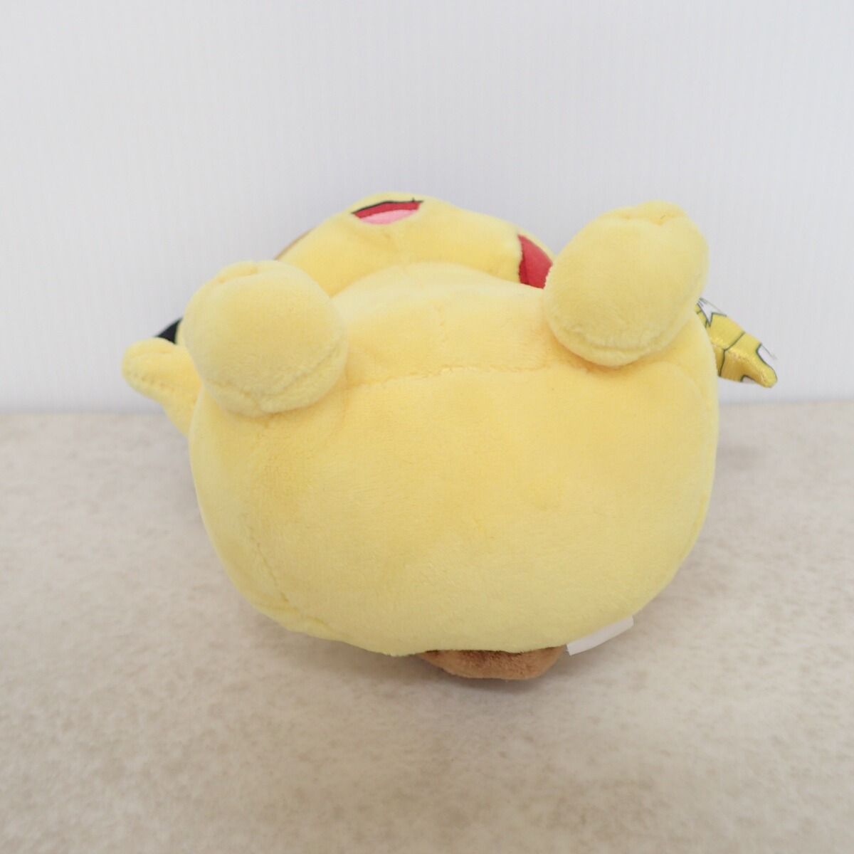 【タグ付き】ポケモンセンター マンスリー ピカチュウ ぬいぐるみ ポケモンセンター ぬいぐるみ マンスリーピカチュウ 2015年 5月 紙タグ