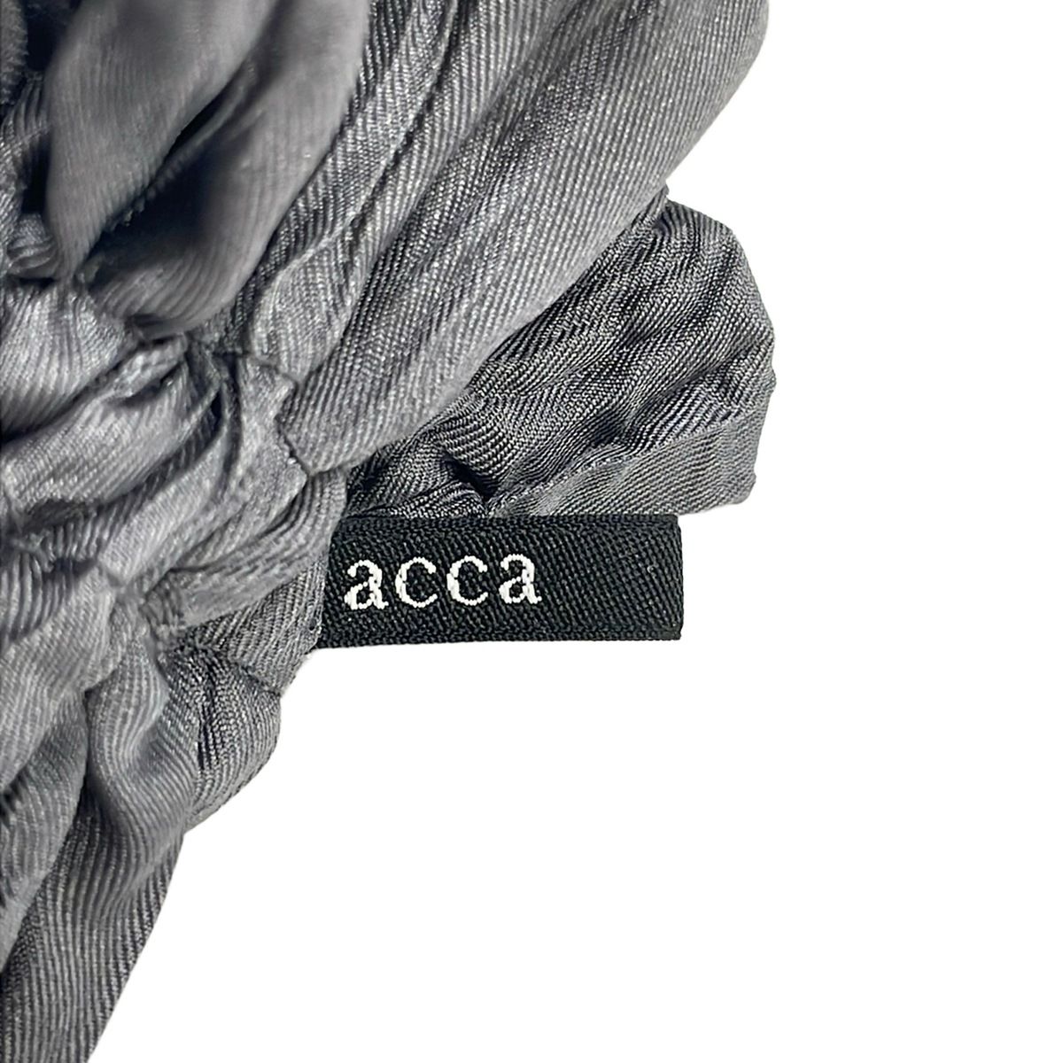 acca(アッカ) シュシュ - ダークグレー - メルカリ
