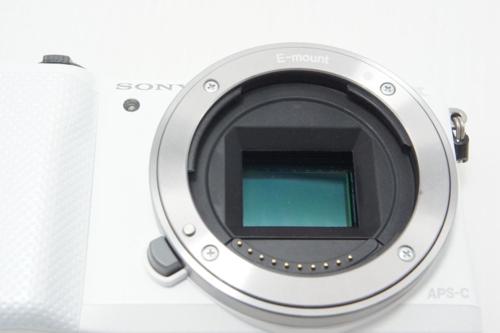 良品 SONY ソニー α5000 ボディ ILCE-5000 ミラーレス一眼カメラ