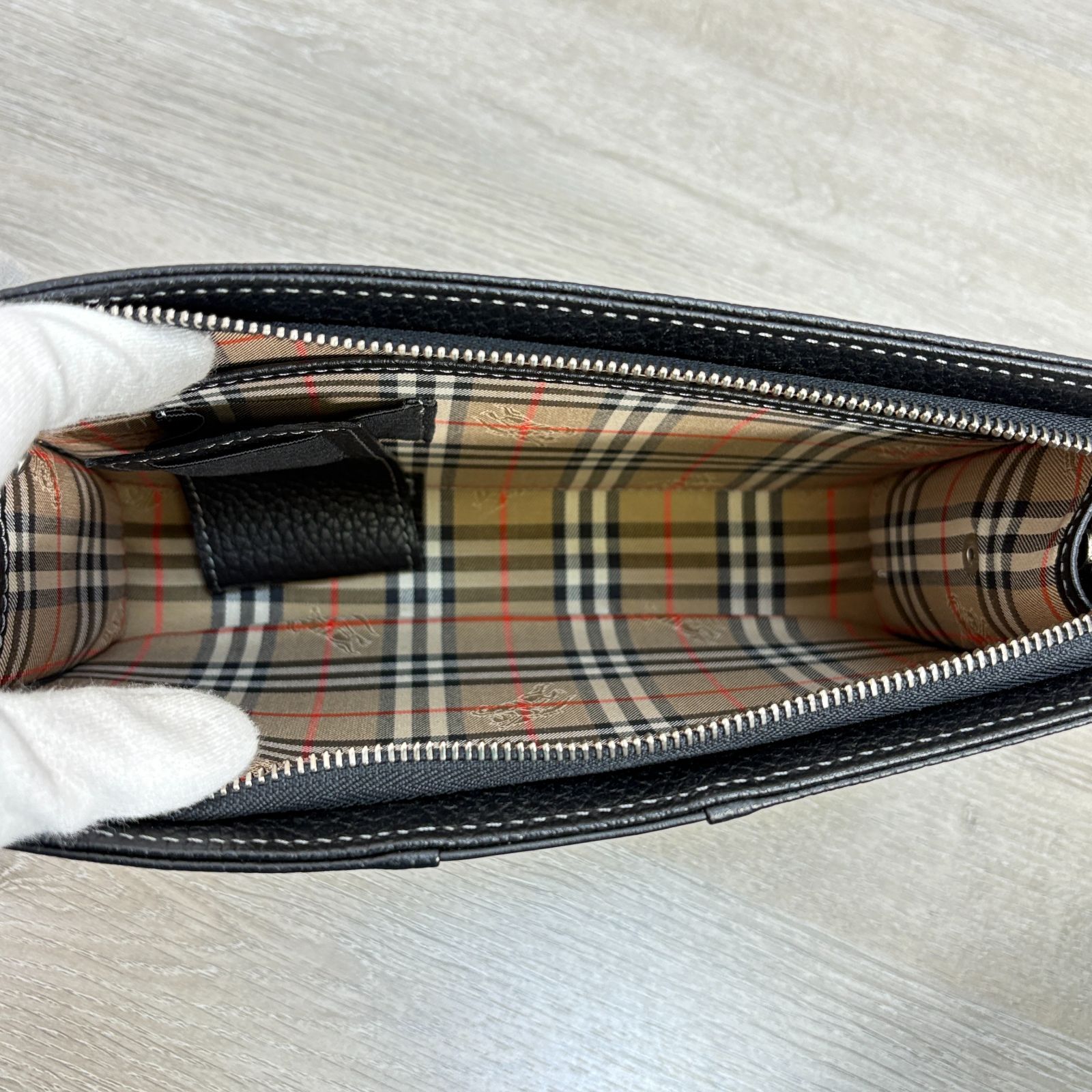 BURBERRY バーバリー セカンドバッグ クラッチバッグ レザー ブラック 