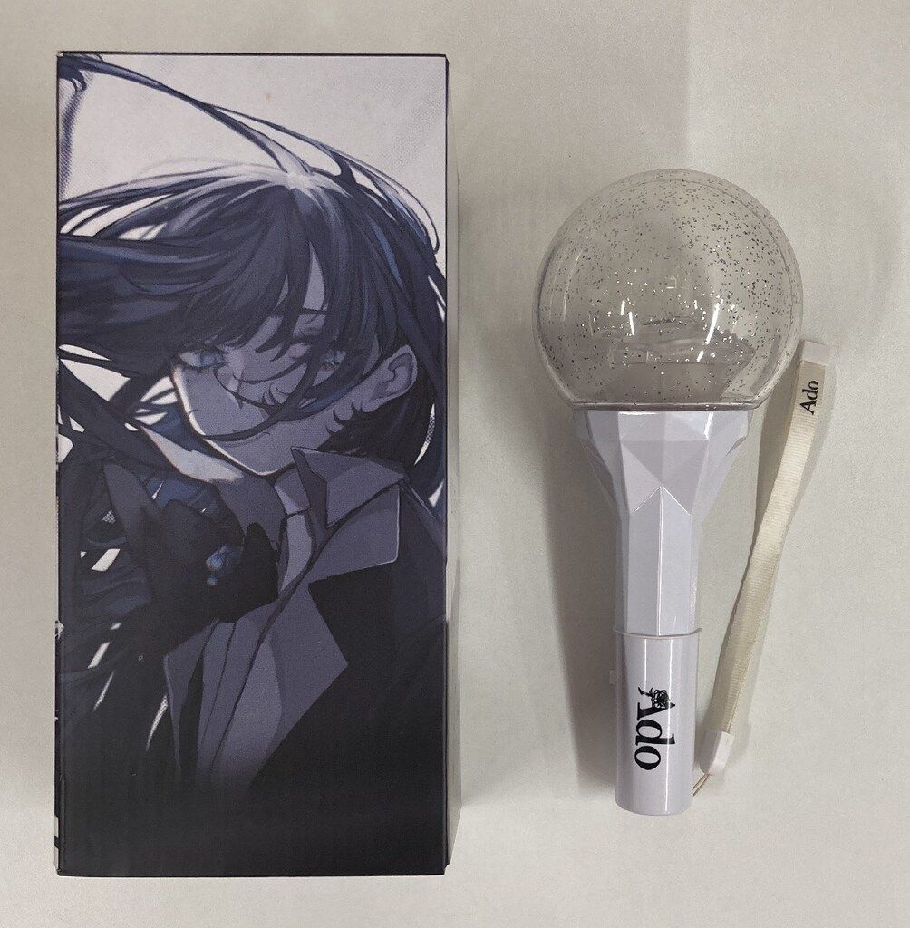 Ado LIVE TOUR 2022-2023 蜃気楼　ペンライト　リボン付き LIVE TOUR 2022-2023「蜃気楼」 Ado 夜空を照らすペンライト - メルカリ