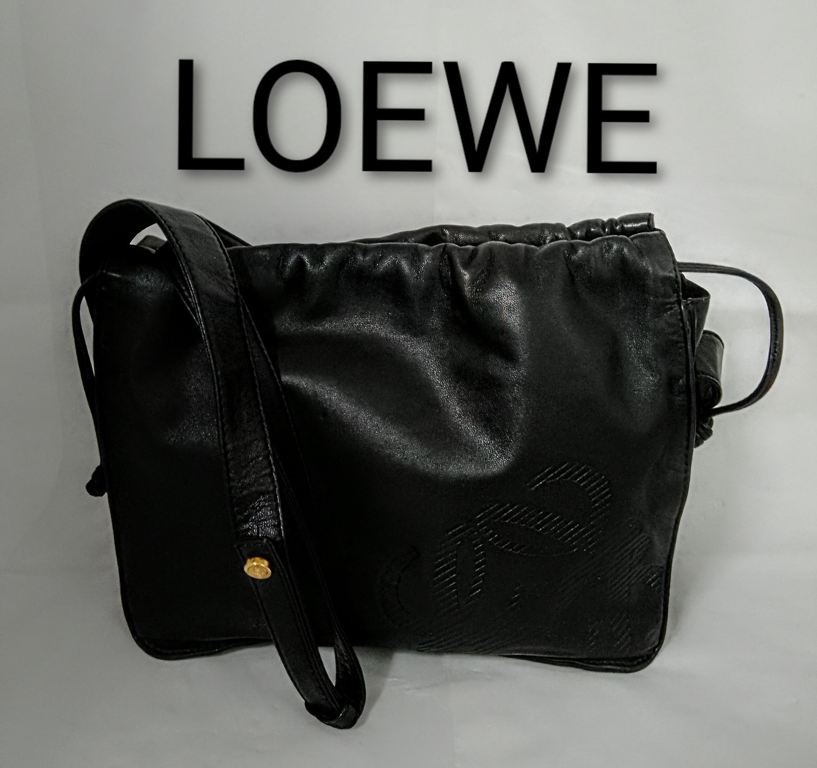 【極美品】ロエベ ショルダーバッグ 2way アナグラム ゴールド金具 AVE14 ロエベ 極美品 アナグラム 巾着ショルダーバッグ ゴールド金具