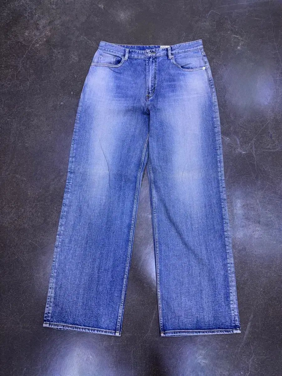 モッド9 セカンドスキン ワイド ストレートフィット ウォッシュ デニムパンツ 32 8,681円