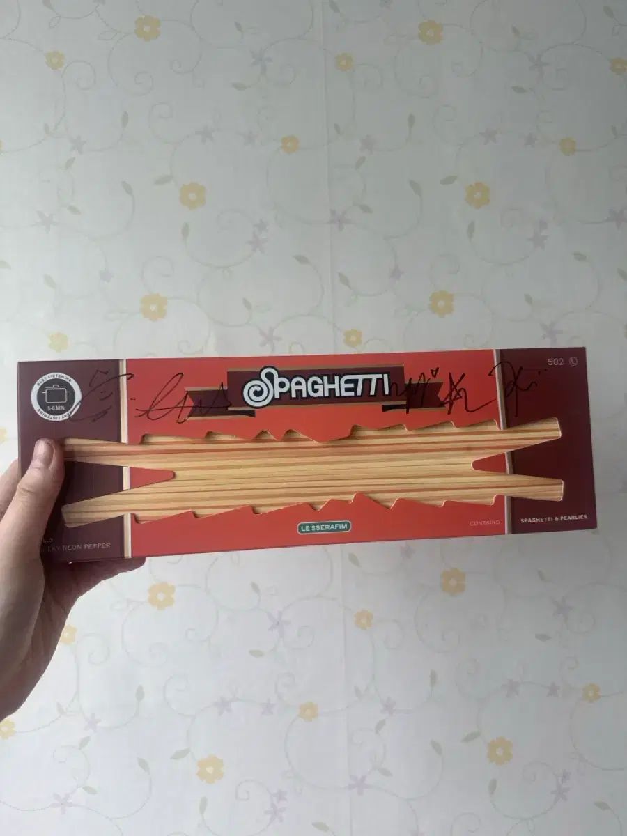 LE SSERAFIM スパゲッティ グッズ サイン入り