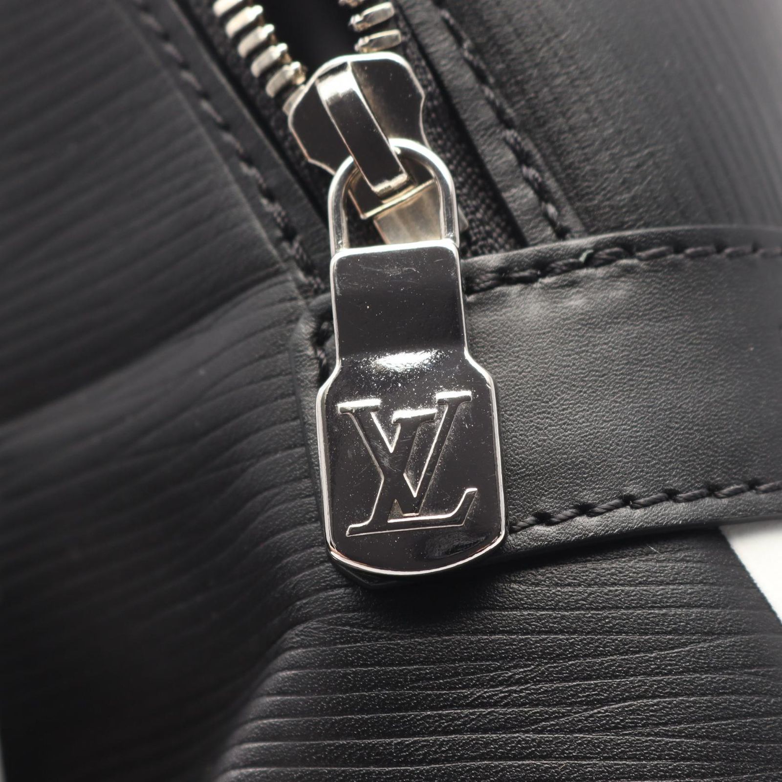 ルイ・ヴィトン LOUIS VUITTON リュックサック バックパック アポロ 
