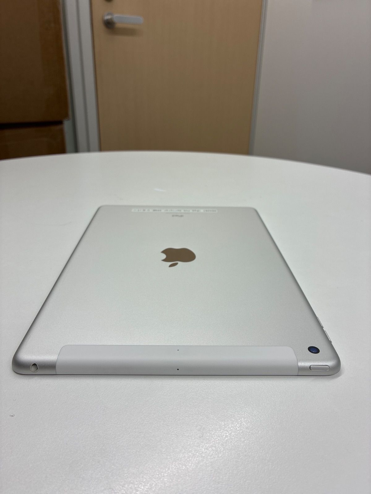 Apple iPad 本体 A2198 シルバー　ジャンク iPad Apple 第7世代 a2198 タブレット ジャンク・１円スタートApple
