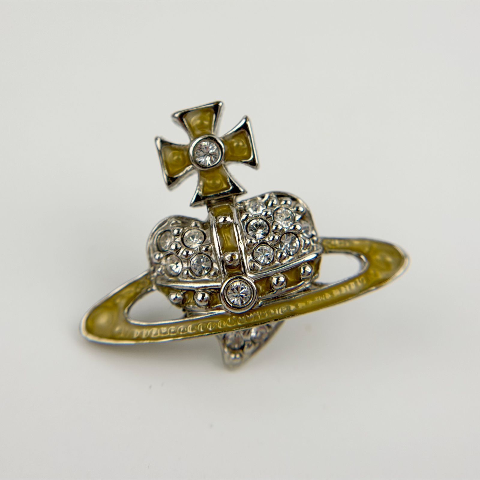 極美品✨Vivienne Westwood オーブ ラインストーン ピアス 中古】Vivienne Westwood ヴィヴィアンウエストウッド オーブ ハート