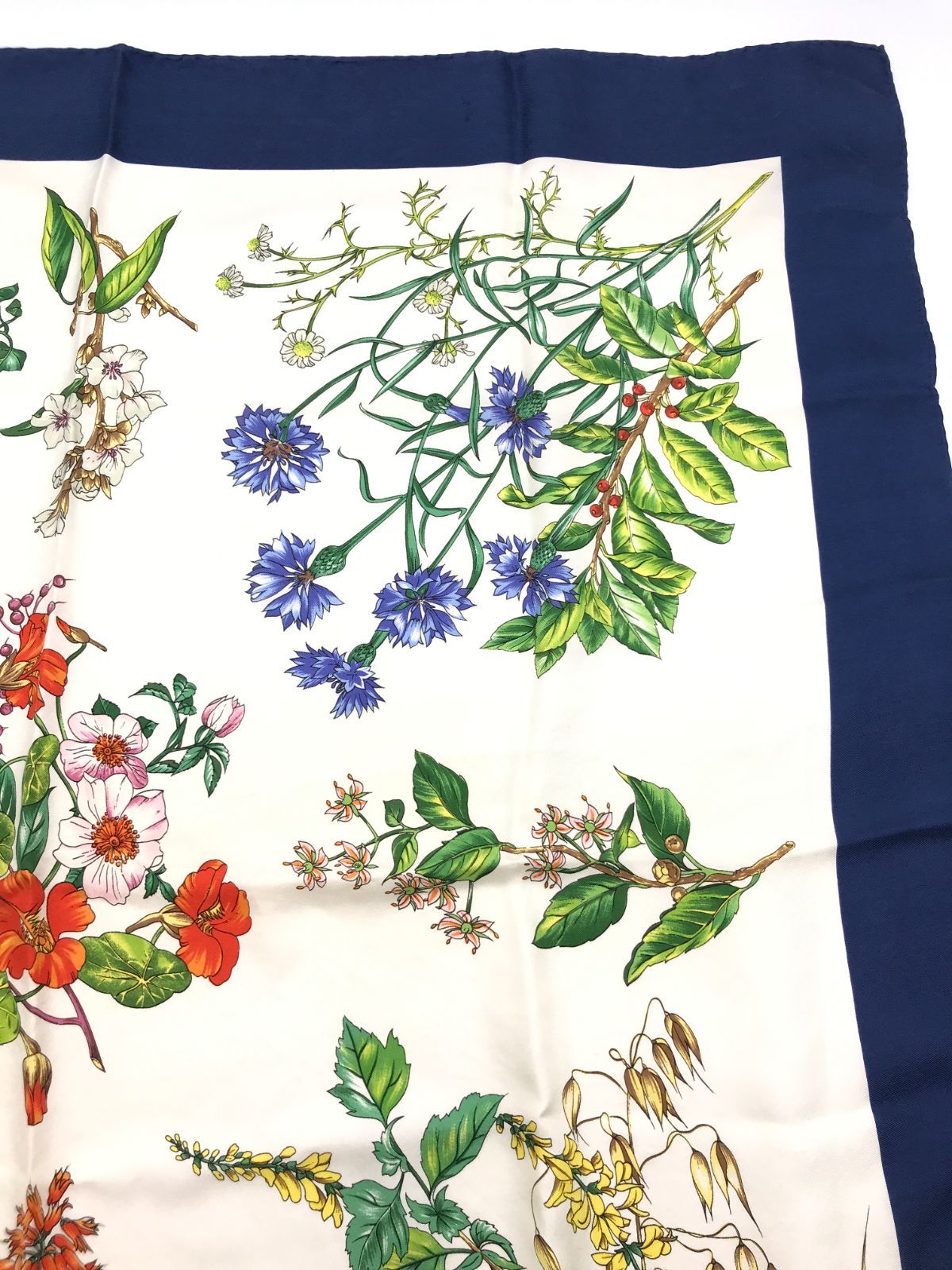 GUCCI グッチ 大判スカーフ 花柄 フラワー ブルー×マルチカラー 2440