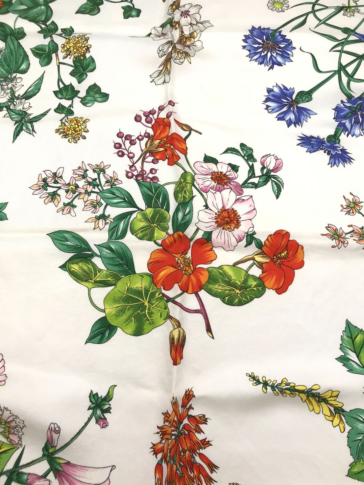 GUCCI グッチ 大判スカーフ 花柄 フラワー ブルー×マルチカラー 2440