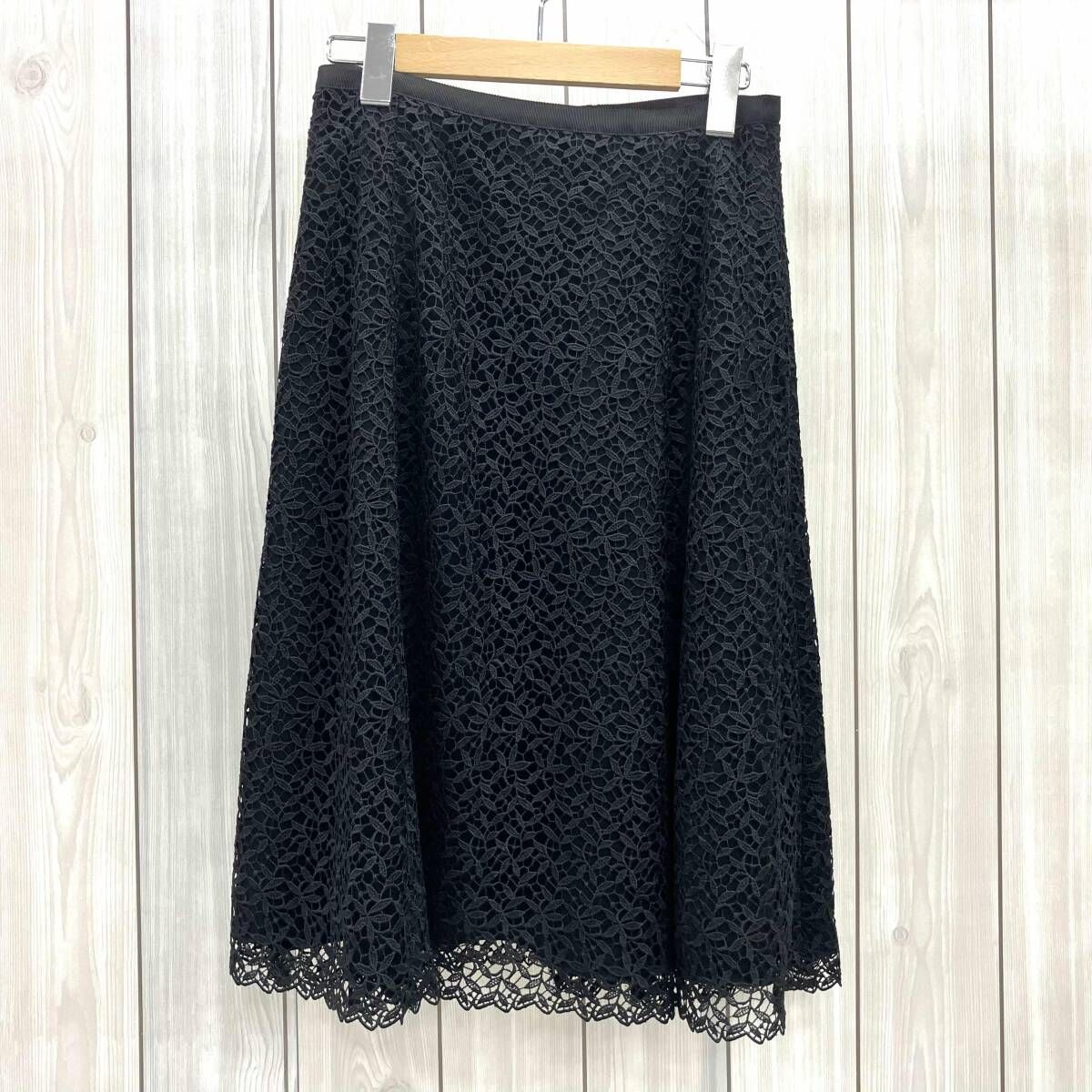 FOXEY NEWYORK COLLECTION フォクシーニューヨーク 39868-MASFZ102T レ-ススカ-ト フレアスカ-ト ブラック サイズ38