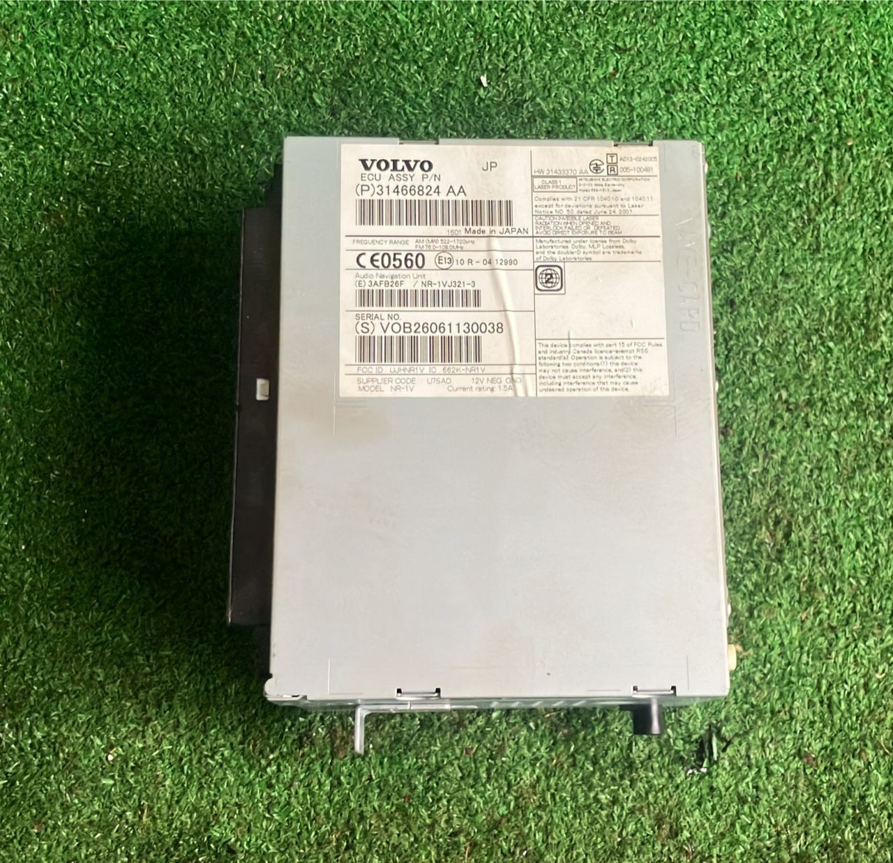 エンジンコントロールユニット　ボルボ　V40 　H28　C-8-14-6418