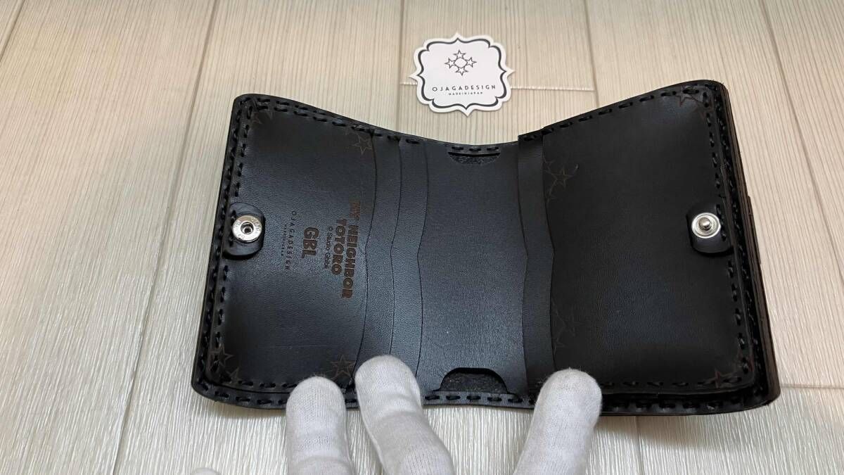 ☆ GBL ジービーエル 二つ折り財布 スタジオジブリ まっくろくろすけ