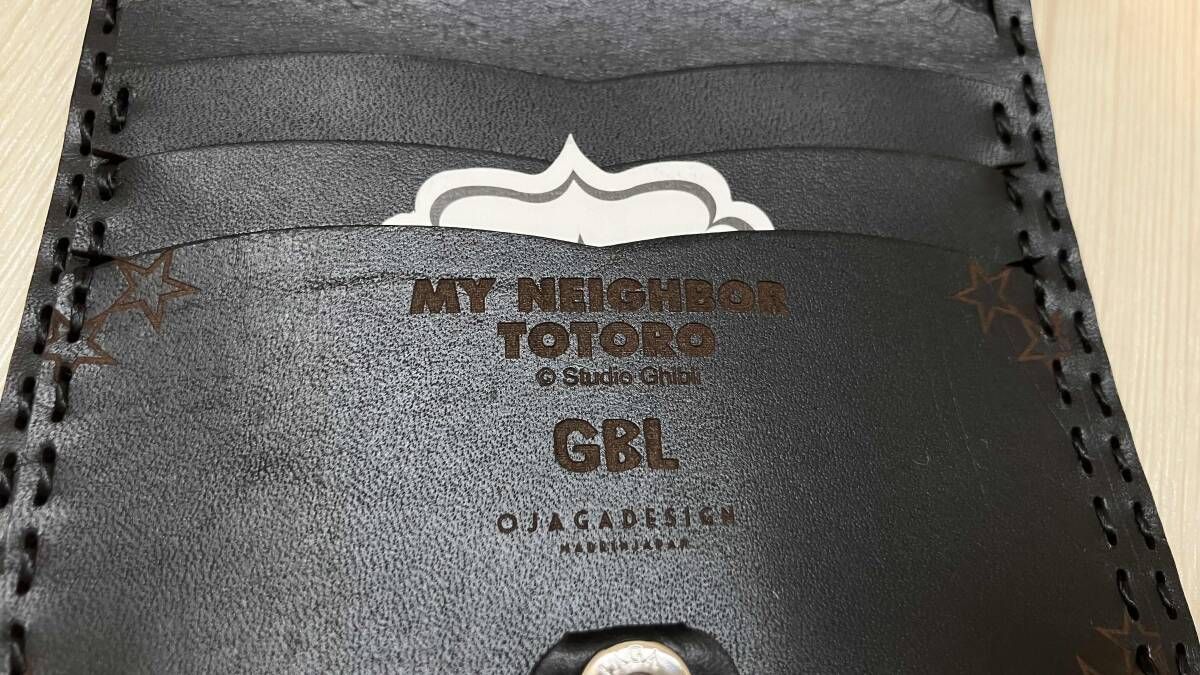 ☆ GBL ジービーエル 二つ折り財布 スタジオジブリ まっくろくろすけ