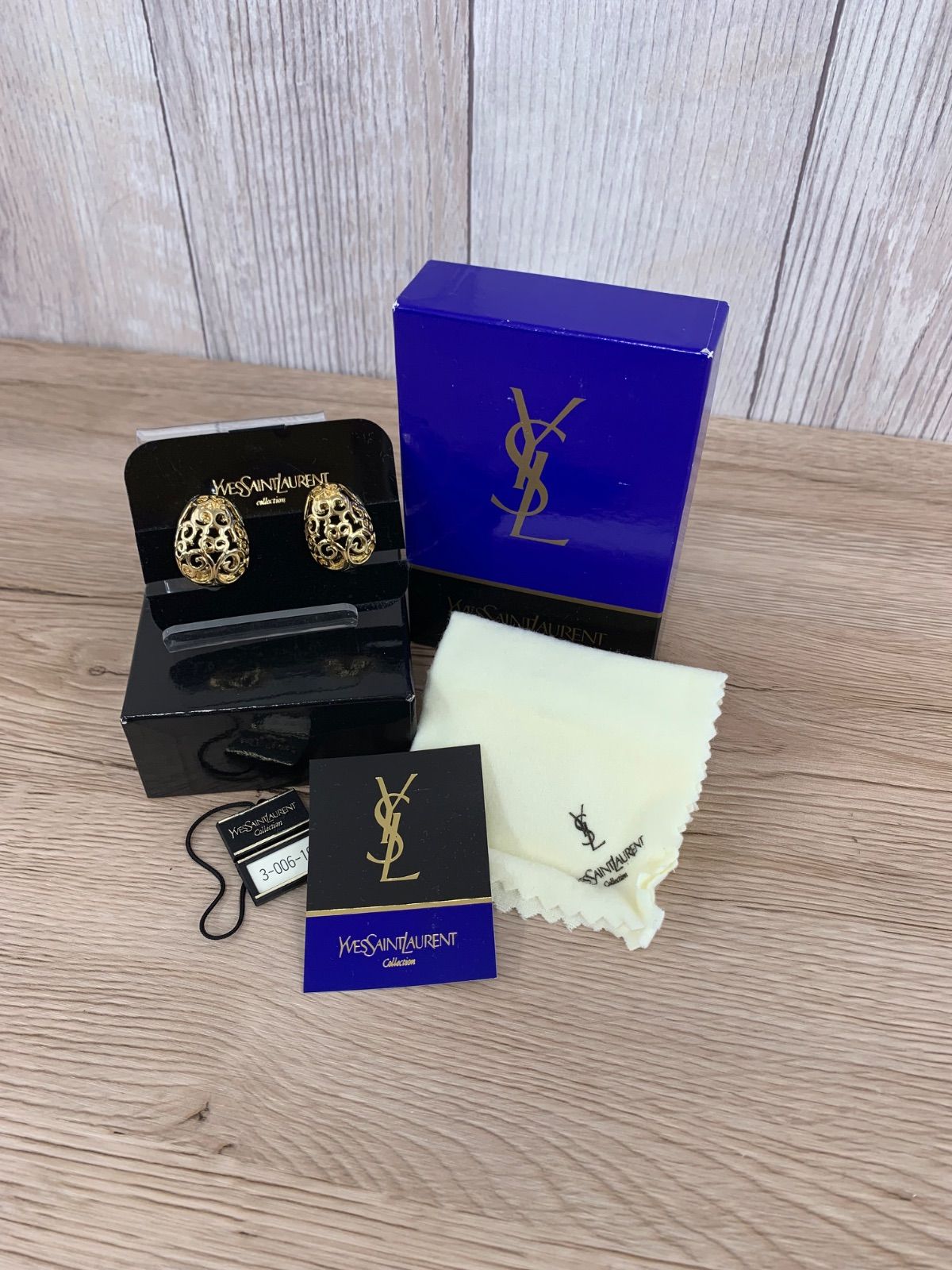 YVES SAINT LAURENT イヴサンローラン イヤリング ヴィンテージ ゴールド 平塚店　B-3