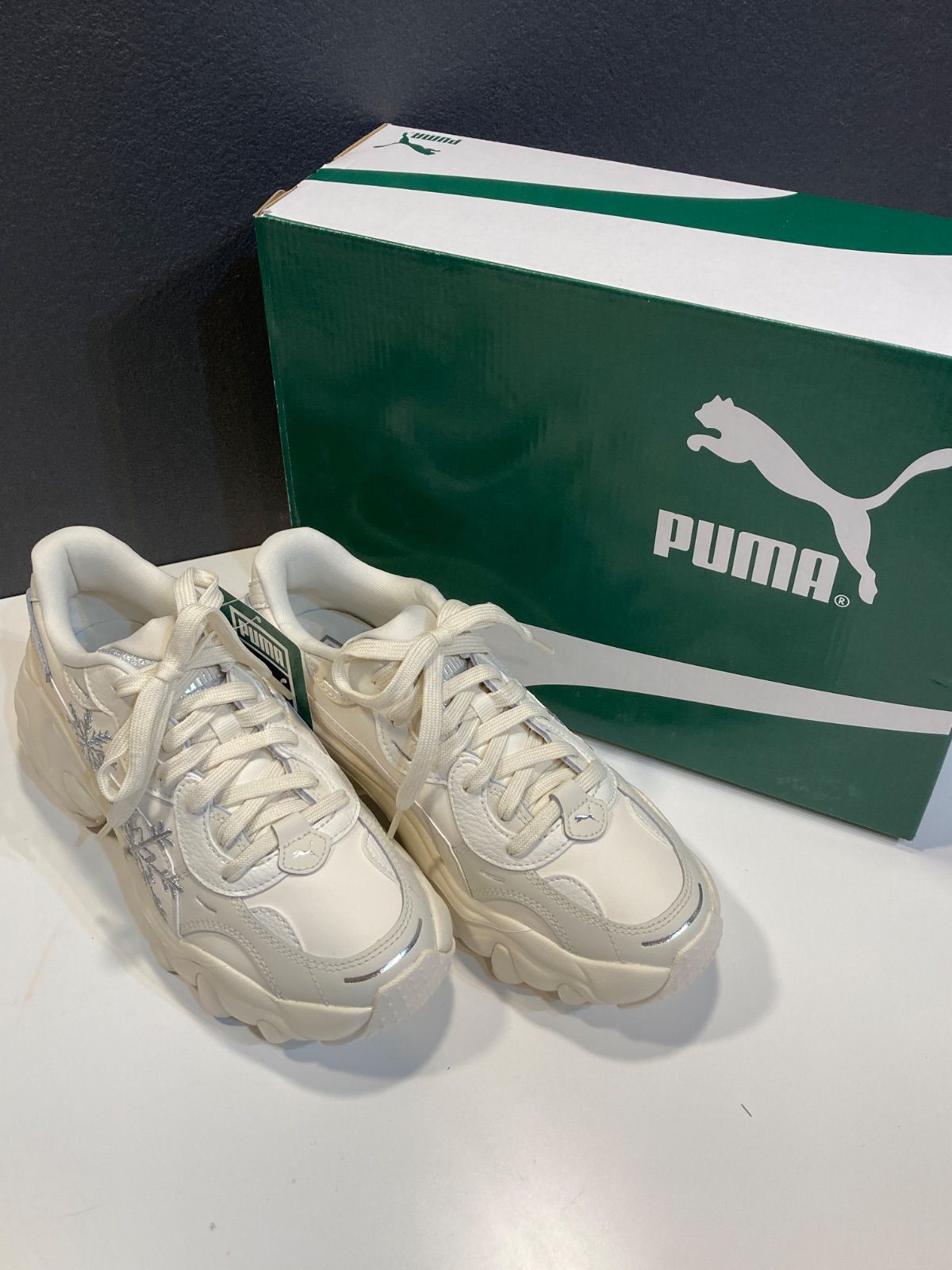 260639 PUMA プーマ パルサー ウエッジ ウィメンズレディース 厚底スニーカー 23.5cm