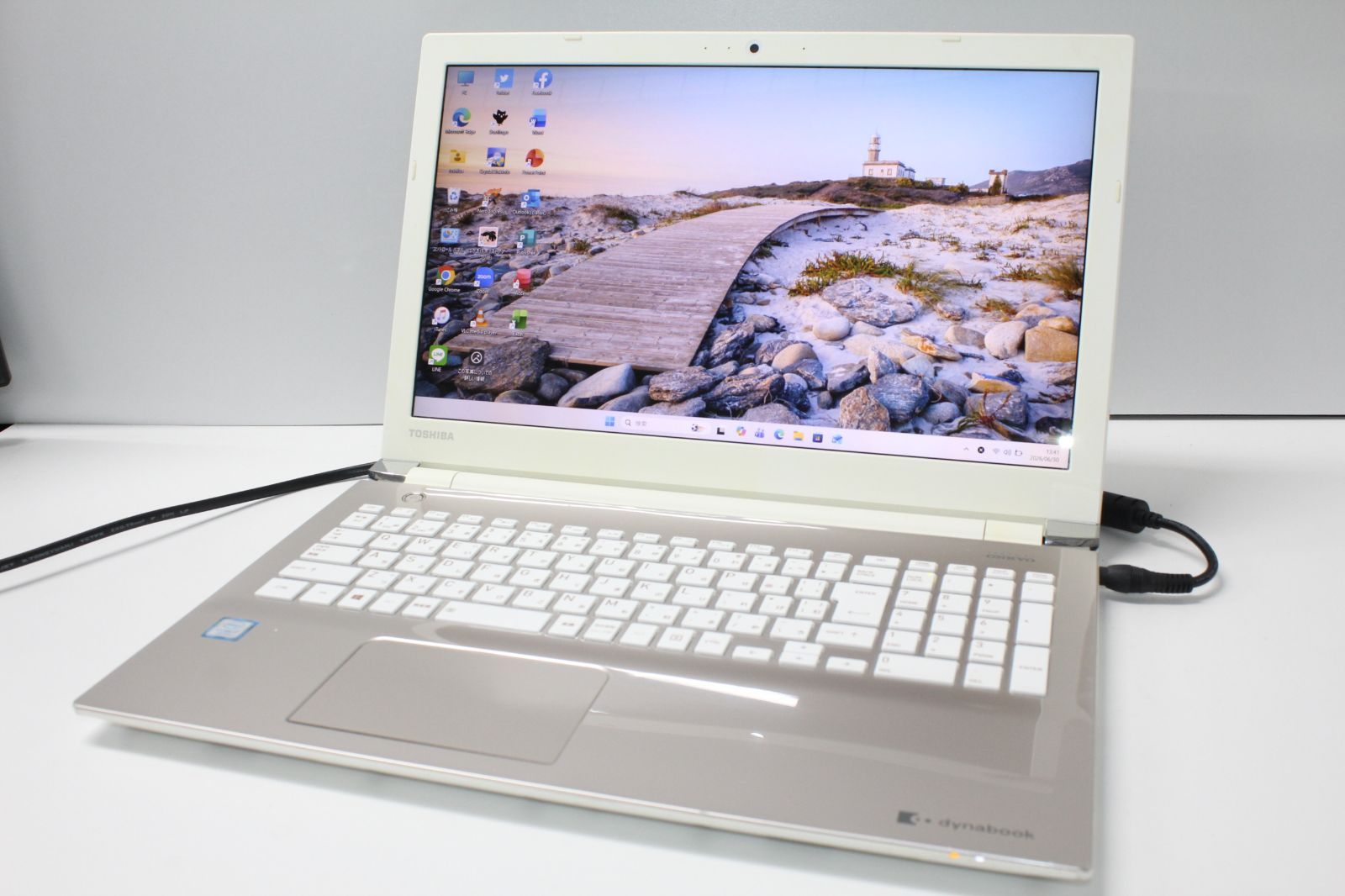 東芝 dynabook T65/EG 第7世代i7 SSD512GB 中古 - メルカリ