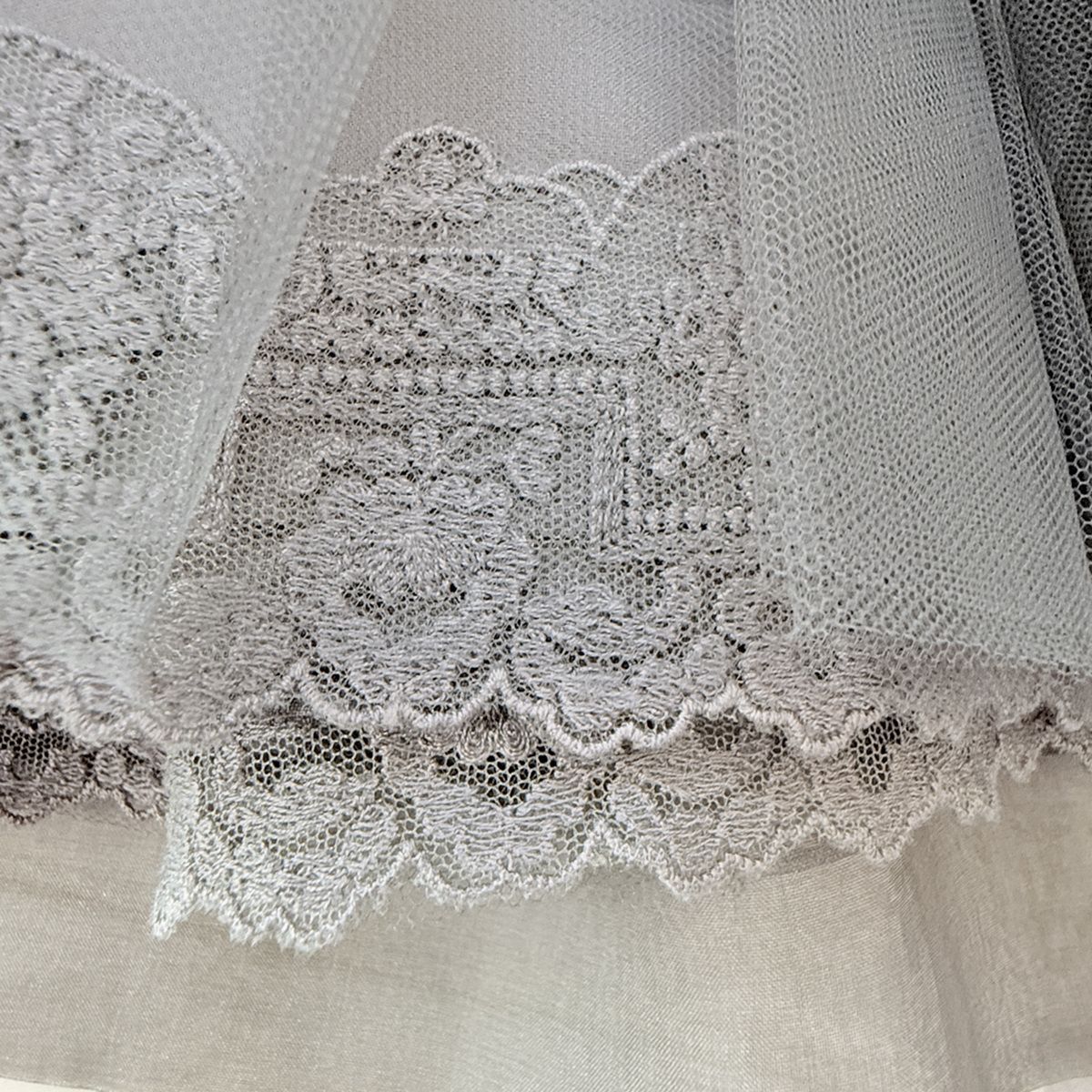 美品 / 参考価格168,480円 / シルク100％の心地良さ】DAISY LIN FOXEY