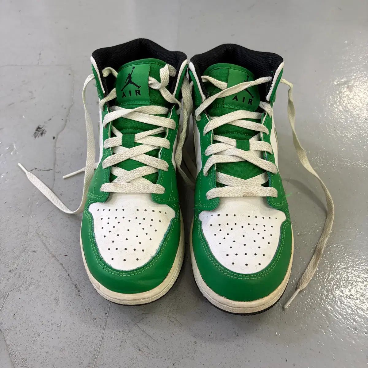 240 NIKE ジョーダン スニーカー 0630D