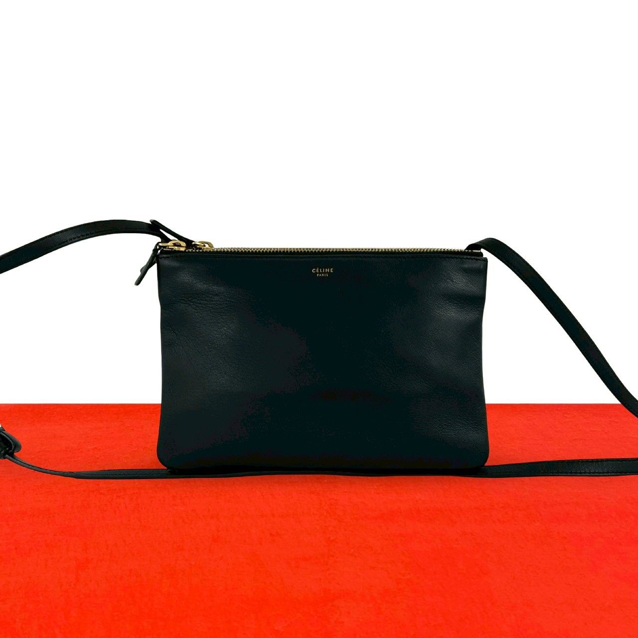 極 美品 CELINE セリーヌ トリオ ロゴ レザー 本革 ミニ ショルダー