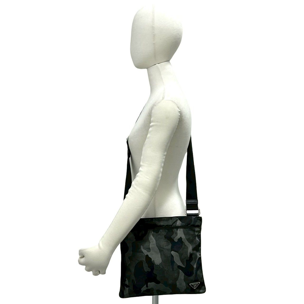 極 美品 PRADA プラダ 三角ロゴ 金具 カモフラージュ 柄 ナイロン