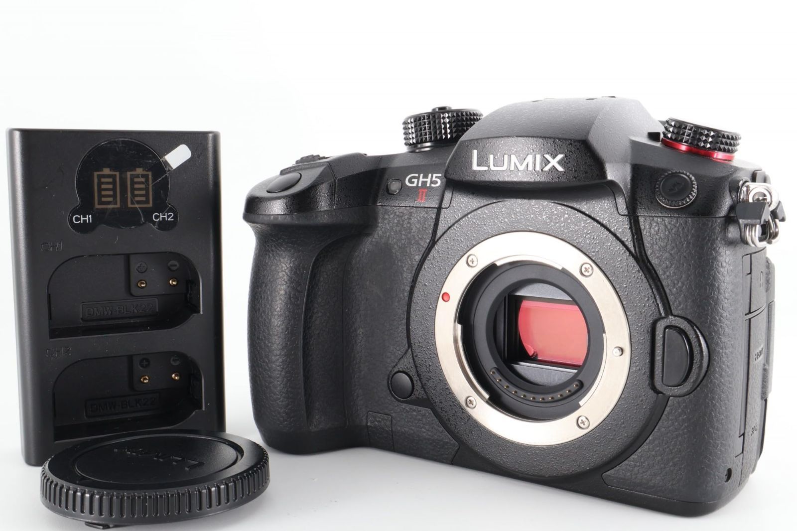 【良品】《 ショット数 4711回》パナソニック(Panasonic) ミラーレス一眼カメラ ルミックス GH5M2 ボディ ブラック DC-GH5M2