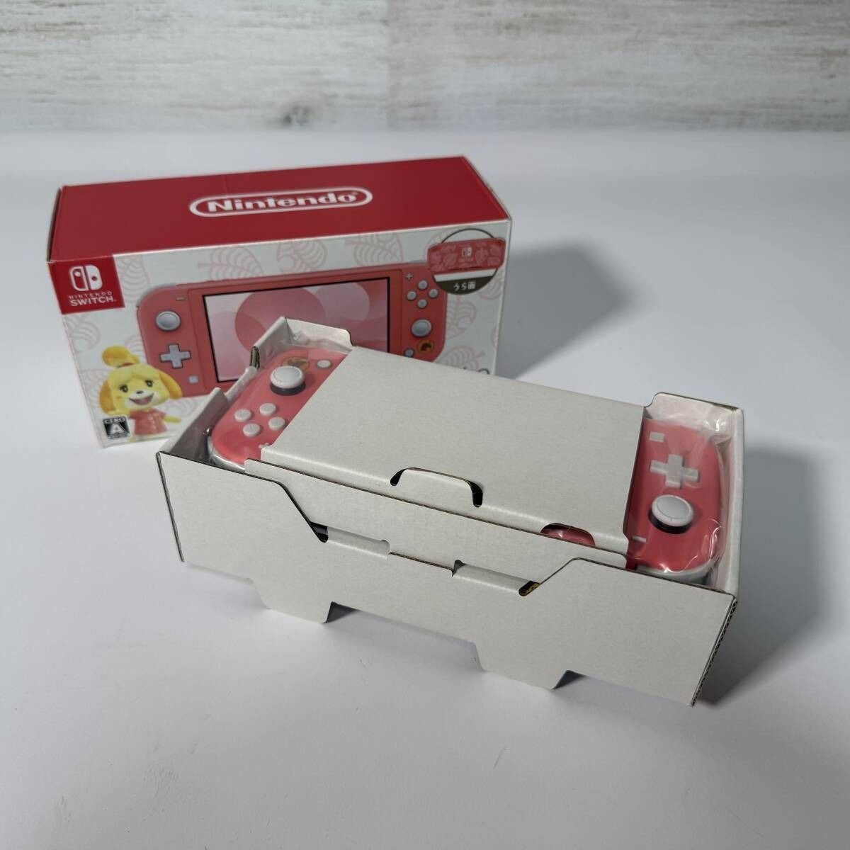 Nintendo Switch Lite どうぶつの森しずえ未使用新品