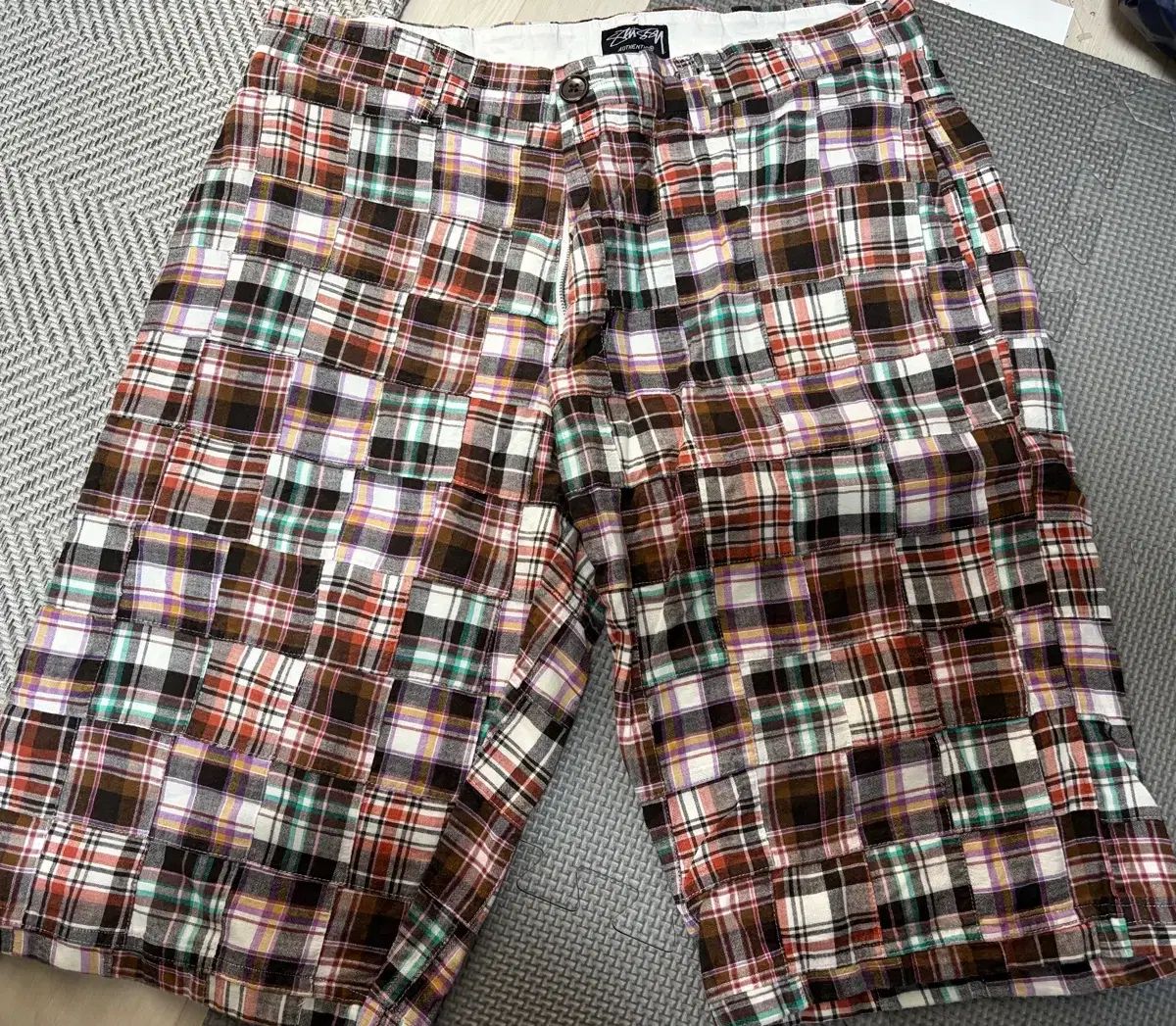 STUSSY オールドスクール パッチワーク バミューダパンツ 32