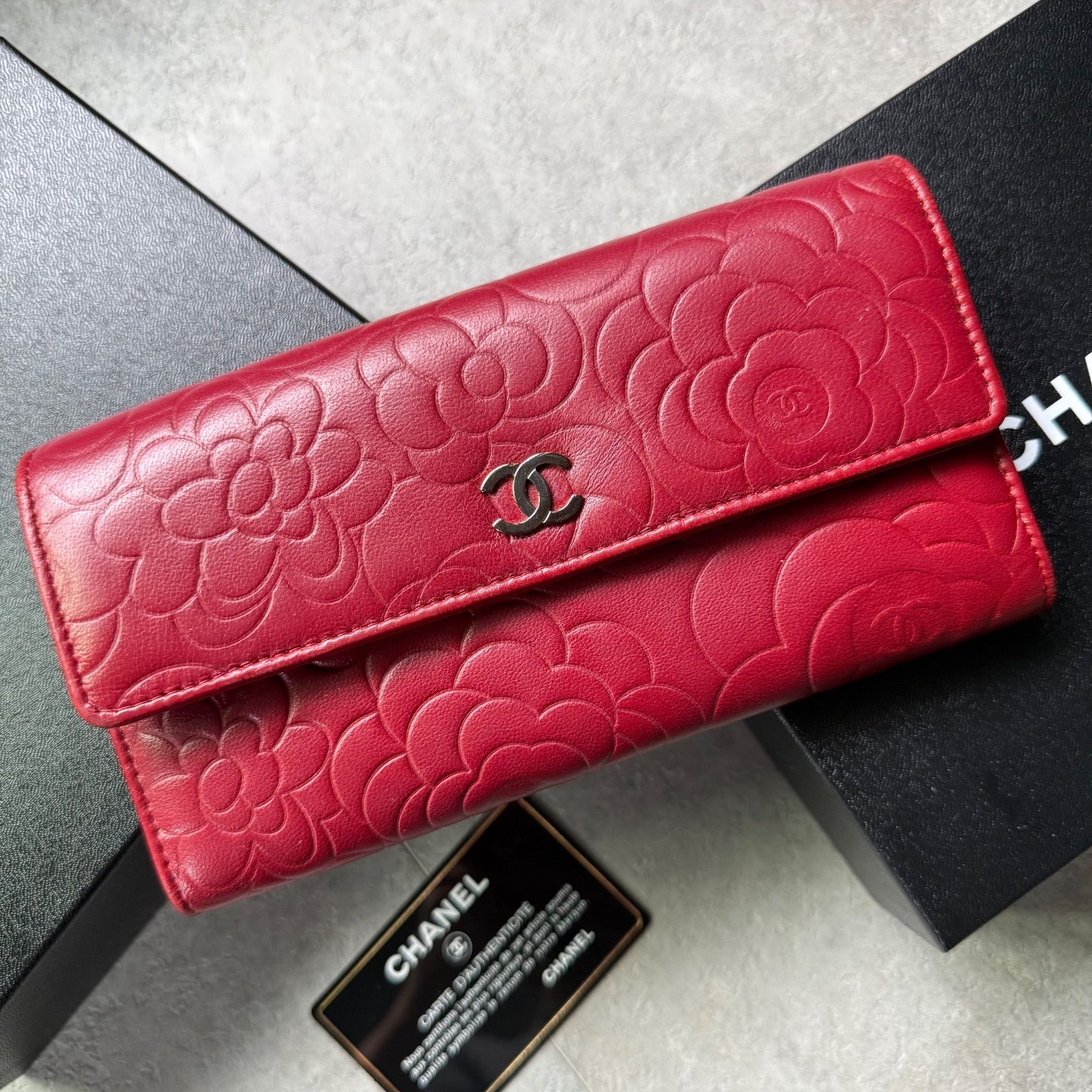 美品 CHANEL シャネル カメリア ココマーク 長財布 レザー レッド 赤 ロングウォレット 26,000円