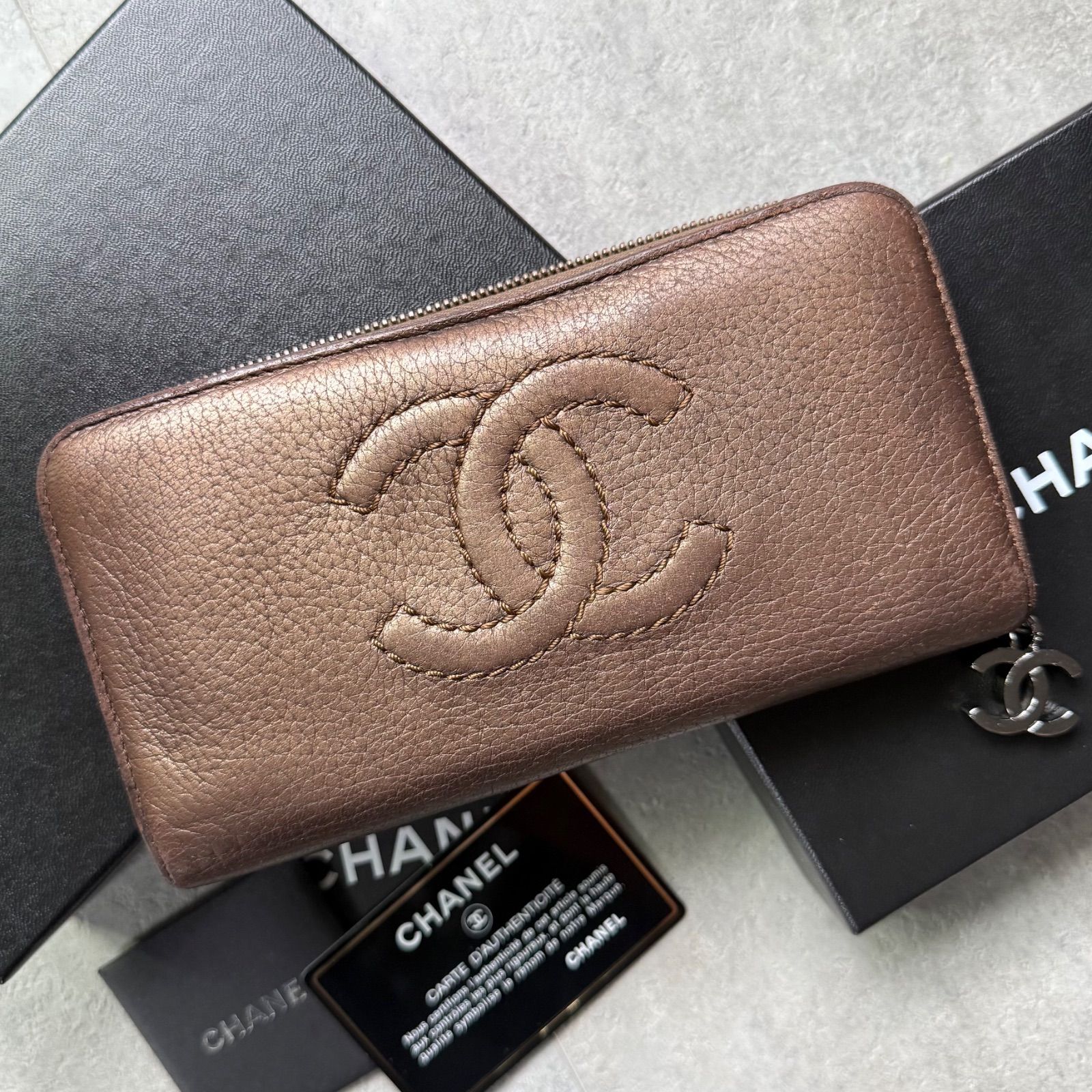 希少 CHANEL シャネル タイムレスCC ラウンドファスナー長財布 チェーン レザー ロングウォレット ココマーク デカココ レザー ブロンズ