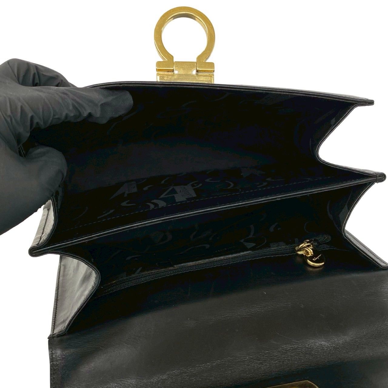 極 美品 Salvatore Ferragamo サルヴァトーレフェラガモ ガンチーニ