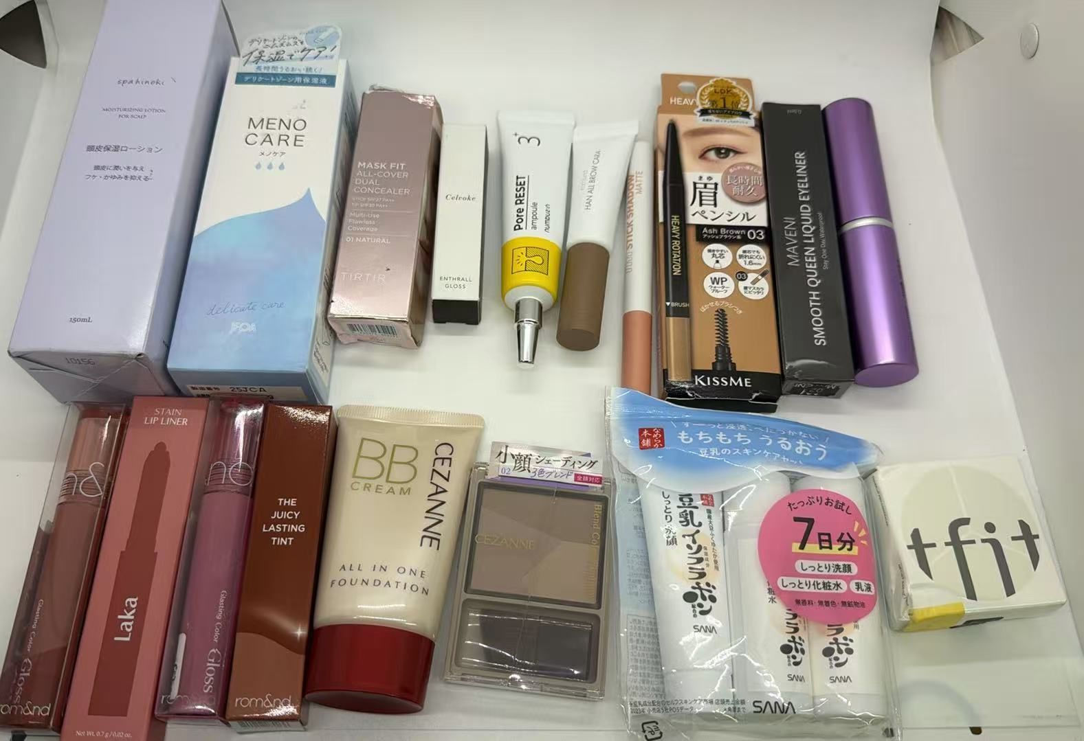 18点 化粧品セット 8811337 - メルカリ