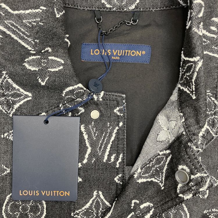 未使用品 LOUIS VUITTON ルイヴィトン モノグラム ショートスリーブ