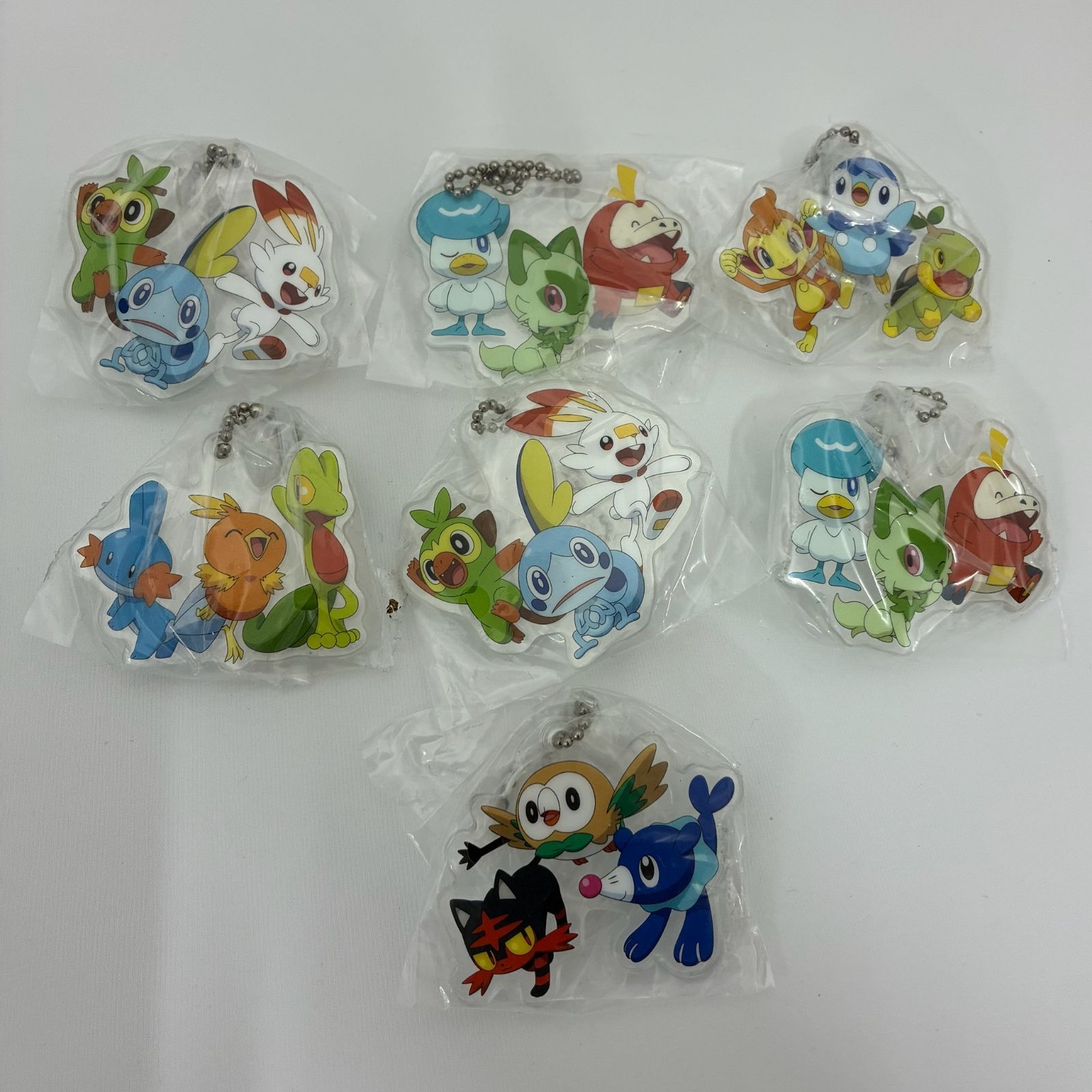 ポケットモンスター 旅立ちの3匹アクリルスイング ニャオハ＆ホゲータ