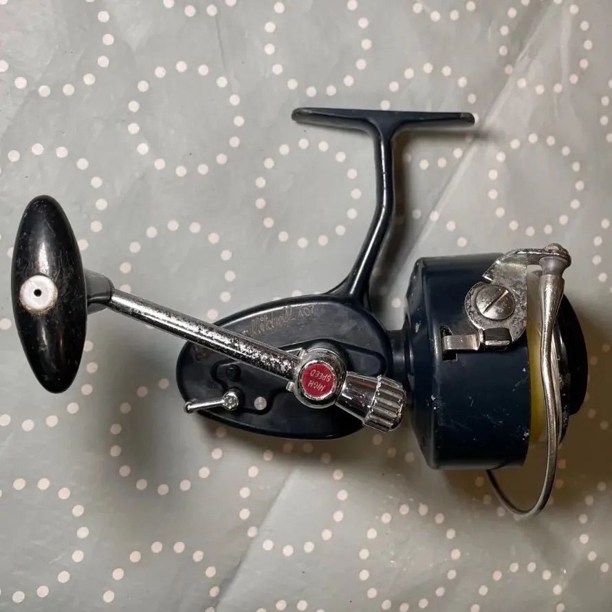 【当時物】フランス製 ミッチェル 407 スペシャル ハイスピード 右巻き スピニングリール Mitchell 407 Special Garcia ガルシア オールドタックル ヴィンテージ 釣具 昭和レトロ 希少 輸出歓迎 Mitchell 407