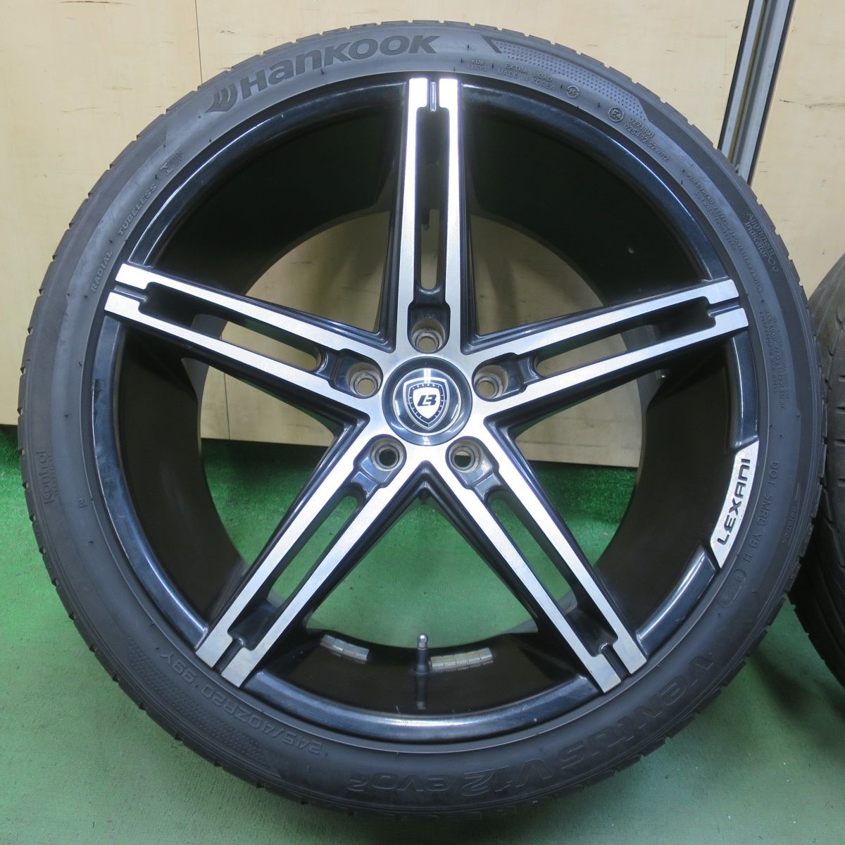 4本価格！22年◎245/40R20 ハンコック ベンタス V12 evo2 LEXANI