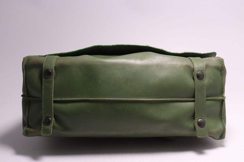 □BOTTEGA VENETA イントレチャート レザー ショルダーバッグ ボッテガ