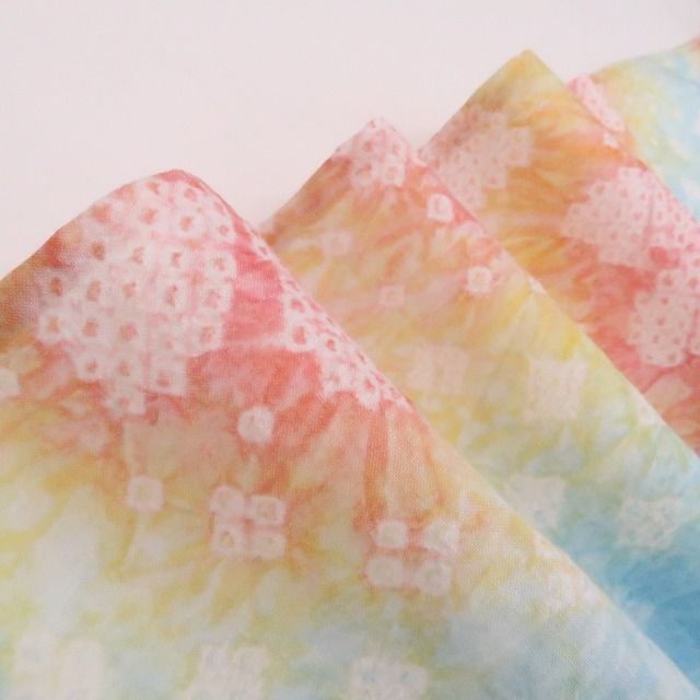 新品・浴衣】有松鳴海絞り 綿 夏着物 仕付け糸付 tomihisa“心弾む花々