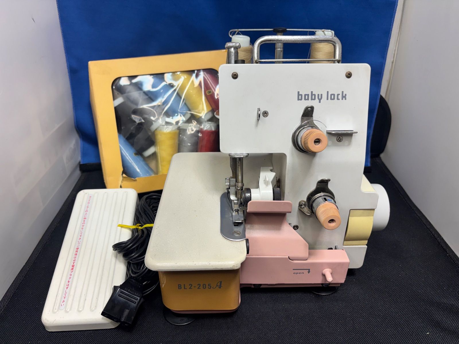 JUKI コンピューターミシン　ジャンク品 ジャンク(動作未確認) JUKI/ジューキ ロックミシン 工業用ミシン MO