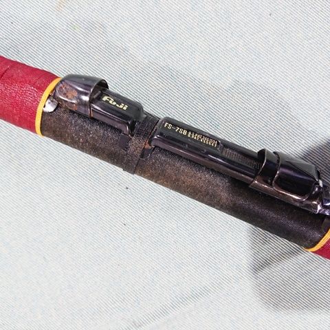 がまかつ がま磯 硬調 4号 5.0m 磯竿 - メルカリ