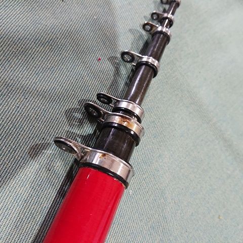がまかつ がま磯 硬調 4号 5.0m 磯竿 - メルカリ
