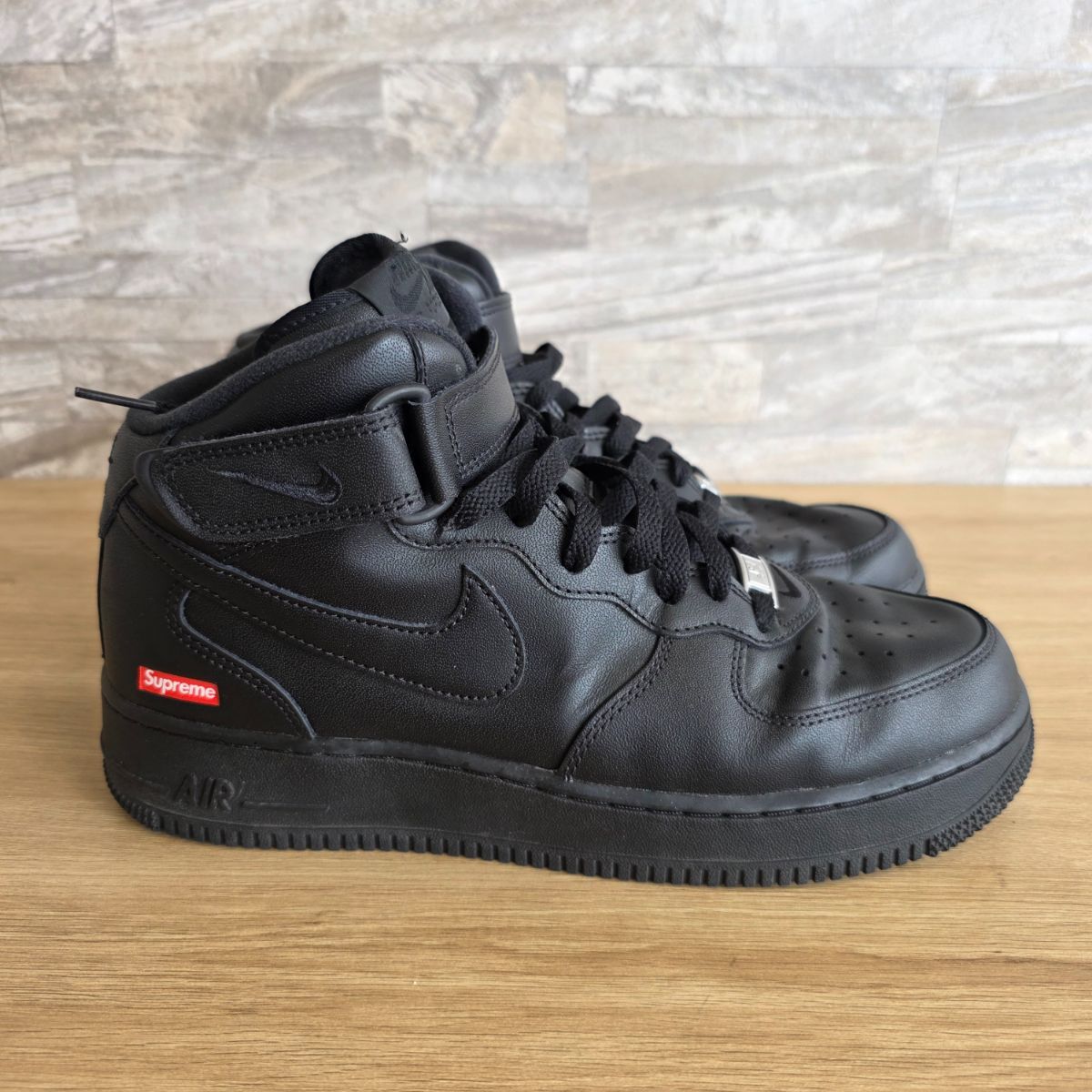 NIKE ナイキ ×SUPREME AIR FORCE 1 MID エアーフォース ハイカットスニーカー　27ｃｍ スニーカー FZ8784-001 メンズ レザー ブラック 中古｜詳細画像