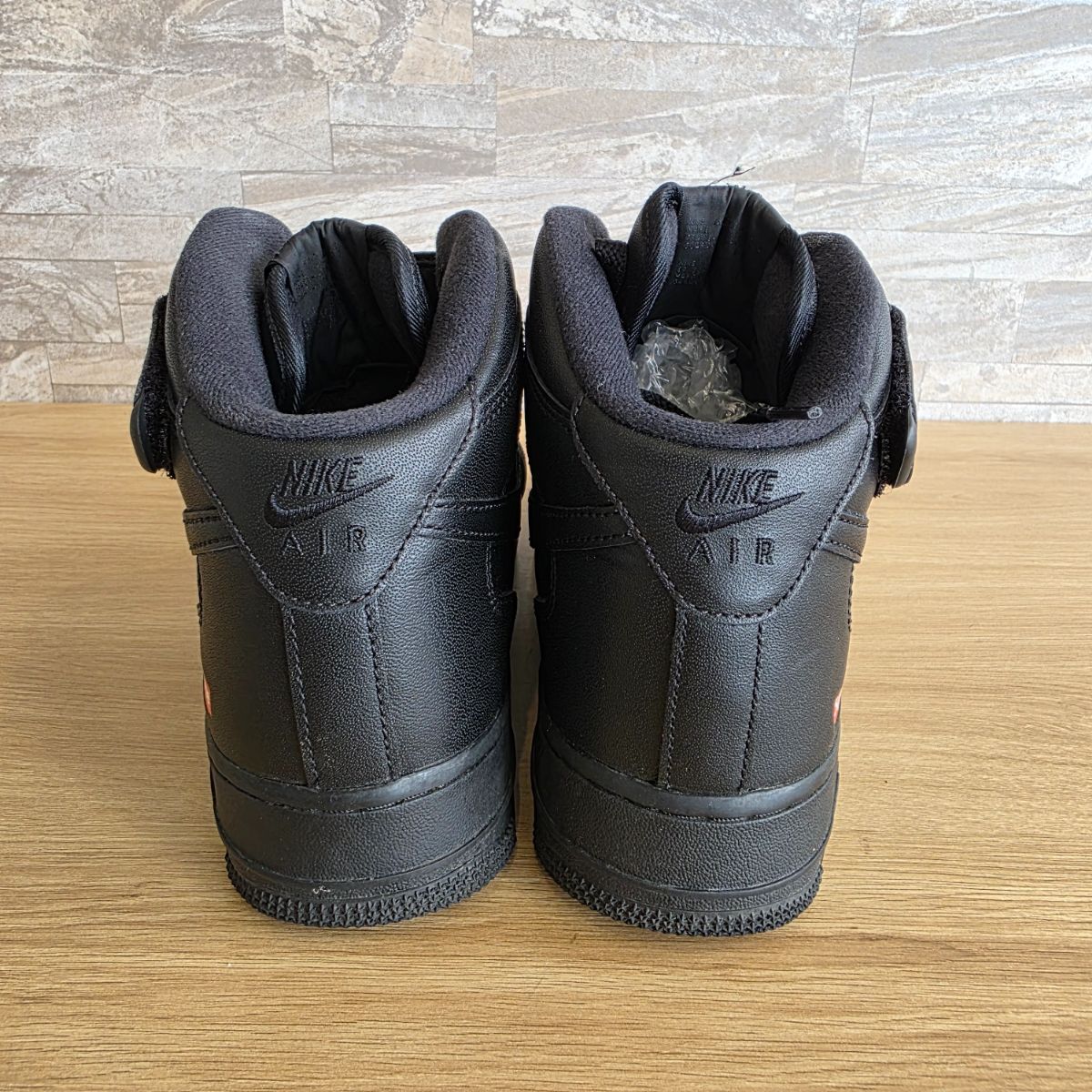 NIKE ナイキ ×SUPREME AIR FORCE 1 MID エアーフォース ハイカットスニーカー　27ｃｍ スニーカー FZ8784-001 メンズ レザー ブラック 中古｜詳細画像