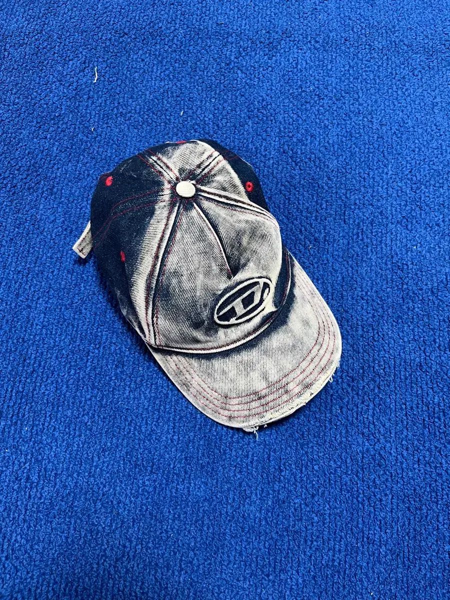 DIESEL セイモン ベースボールキャップ