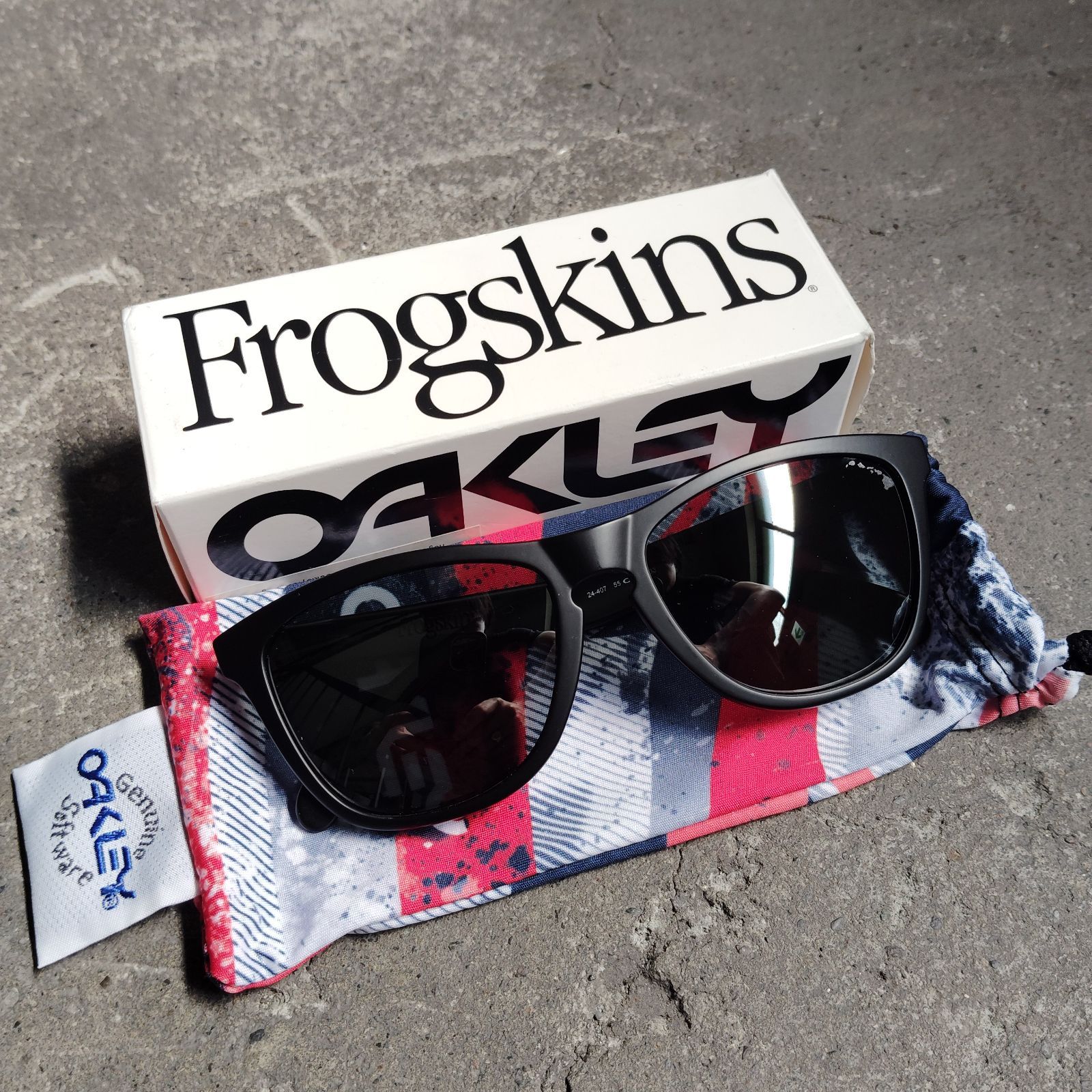 OAKLEY Frogskins MATTE BLACK BLACK IRIDIUM POLARIZED オークリー