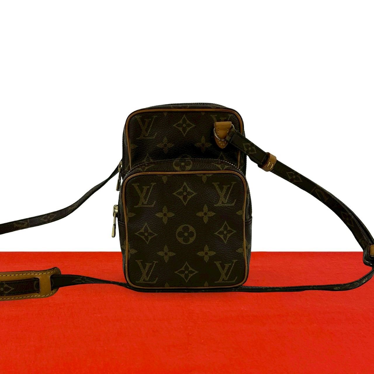極 美品 LOUIS VUITTON ルイヴィトン ヴィンテージ アマゾン モノグラム レザー ミニ ショルダーバッグ ポシェット ブラウン 5967b