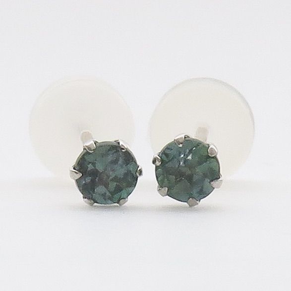 新品】Pt900 天然アレキサンドライト ピアス 計0.20ct ソーティング付