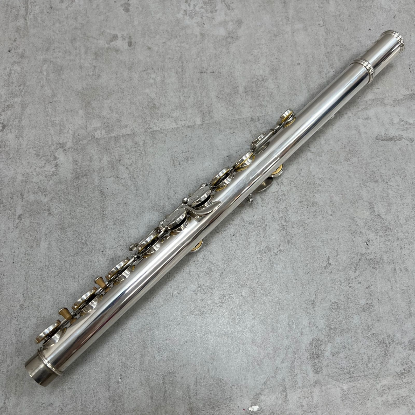 ヤマハ フルート YFL-211 後期モデル Eメカニズム搭載 シルバー 木