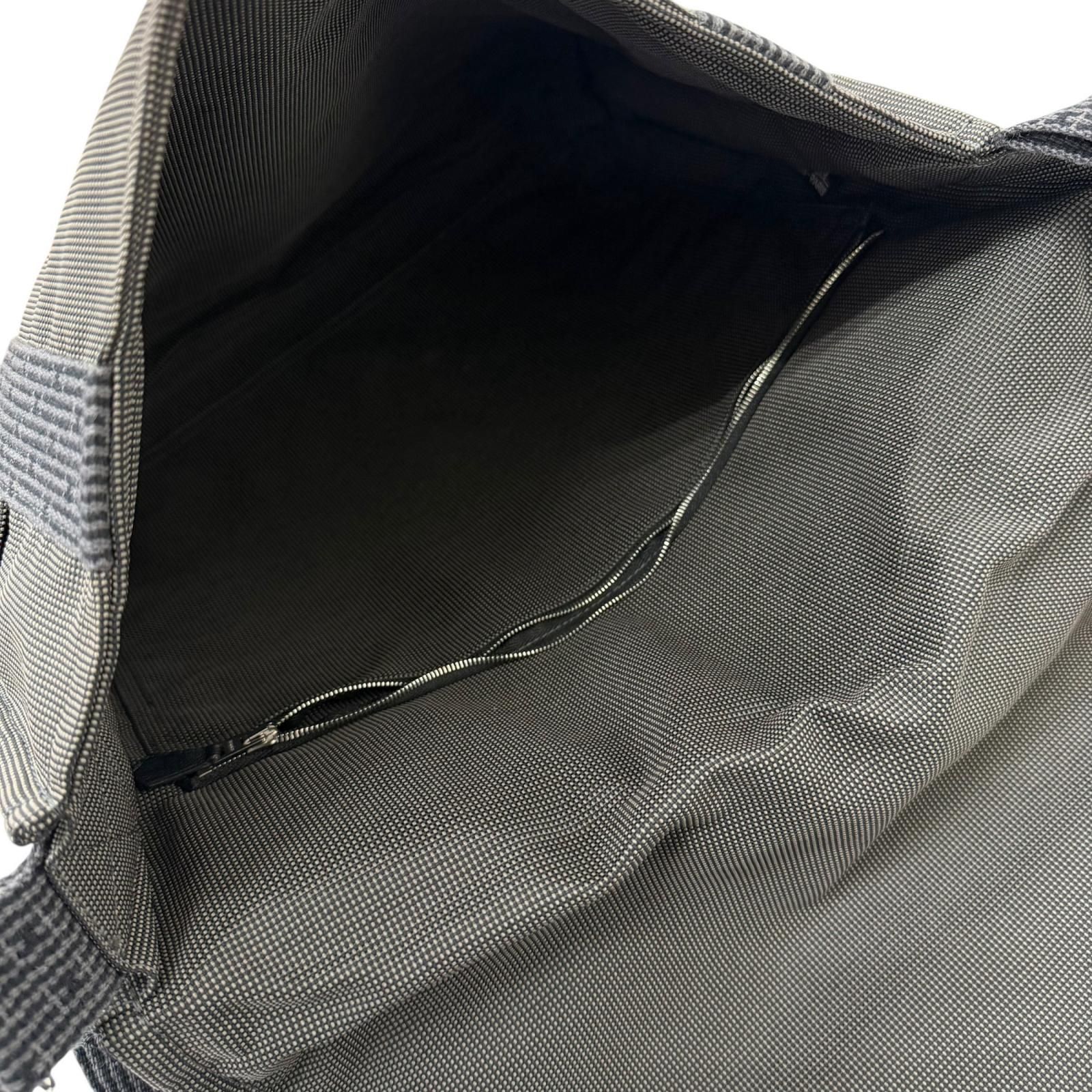 美品□HERMES エルメス エールライン バサスMM セリエボタン フラップ